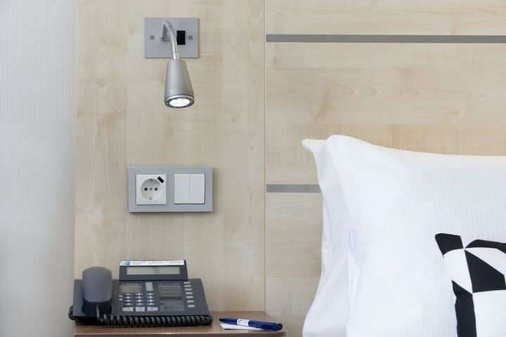 Room 8 of 47