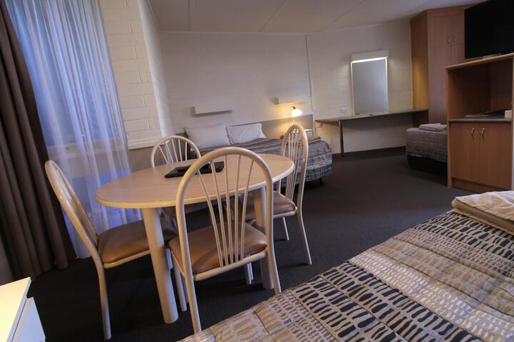 Room 22 of 47