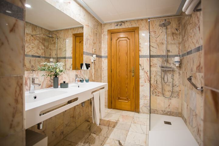 Clean Restrooms