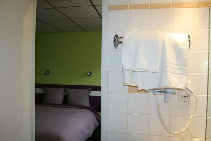 Room 12 of 54