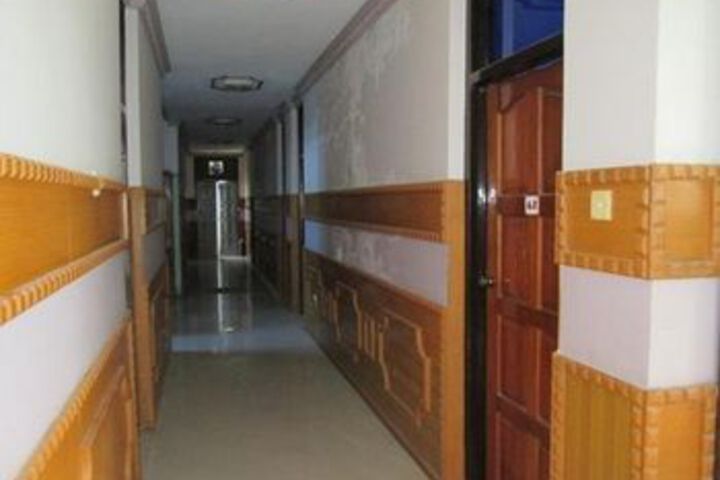 Ballroom/Hall 25 of 32