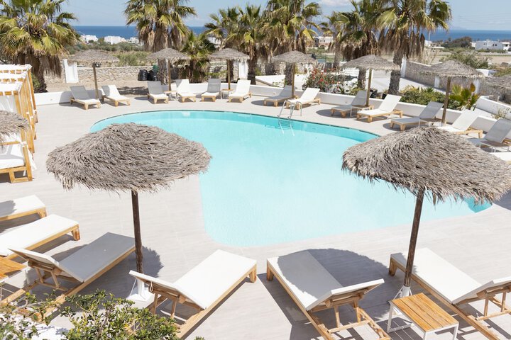 Pool 44 of 72