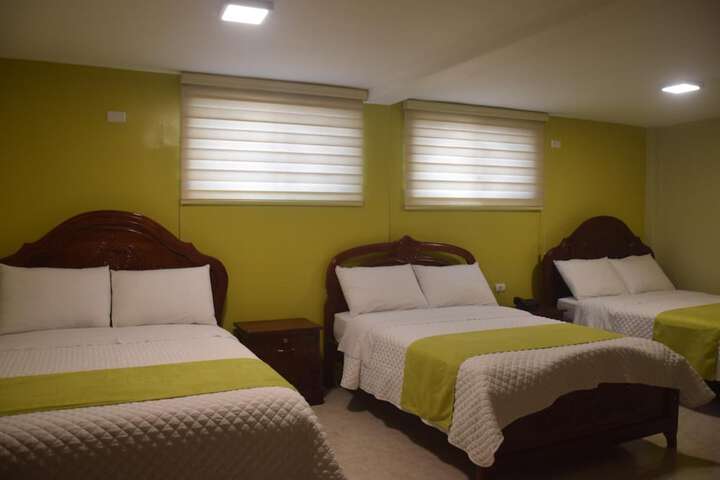 Room 13 of 21