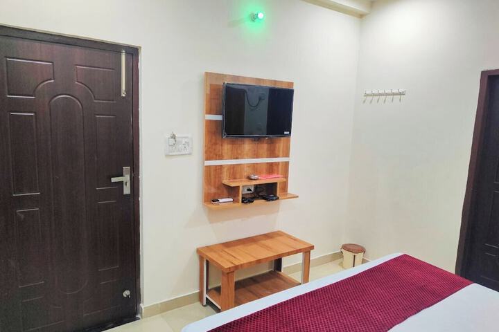 Room 7 of 17