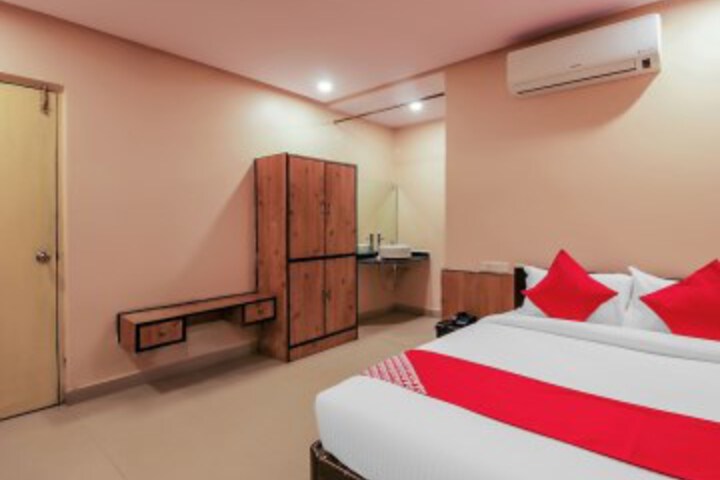 Tourist Krishna Inn