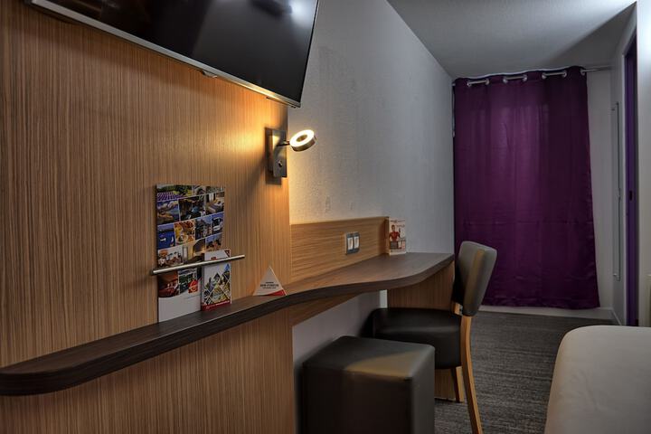 Room 15 of 70