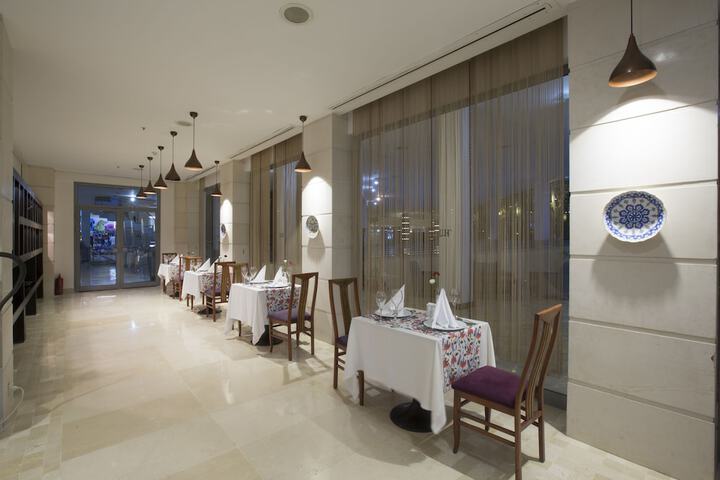 Dining 97 of 164