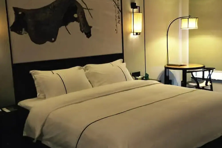 Room 15 of 22