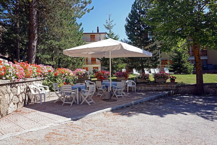 Dining Photos