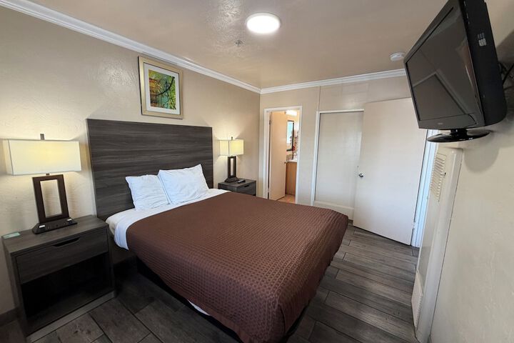 Room 20 of 62