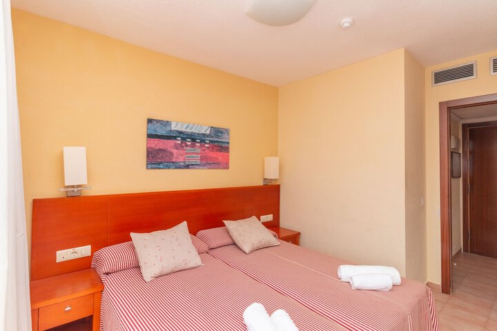 Room 5 of 60
