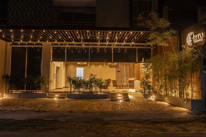 Ravo Hotel