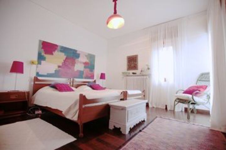 Room 9 of 20