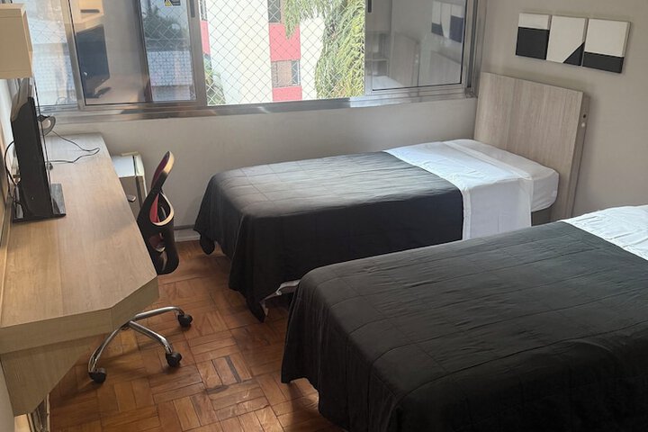 Room 9 of 27