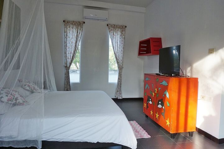 Room 28 of 127