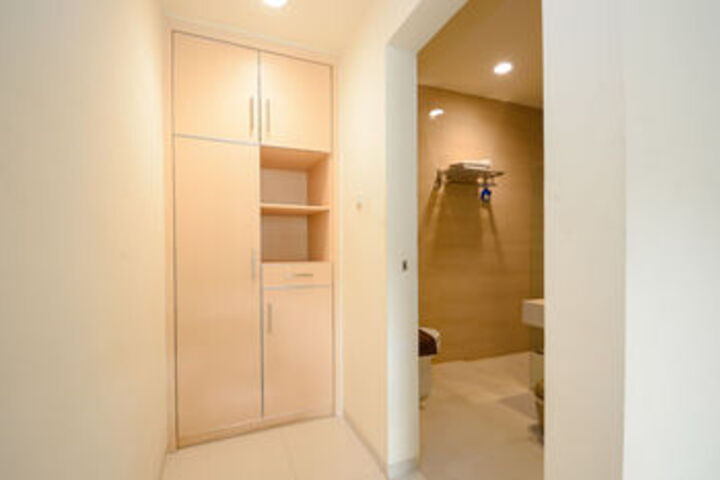 Room 5 of 36