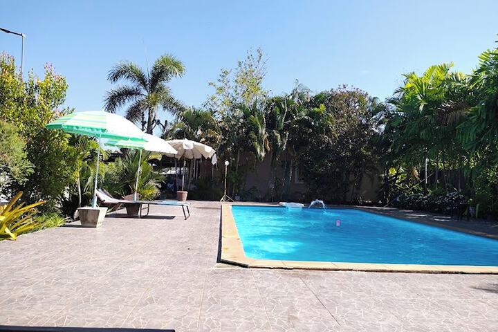 Pool 96 of 109