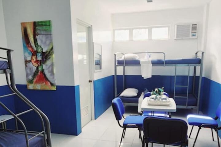 Room 37 of 87