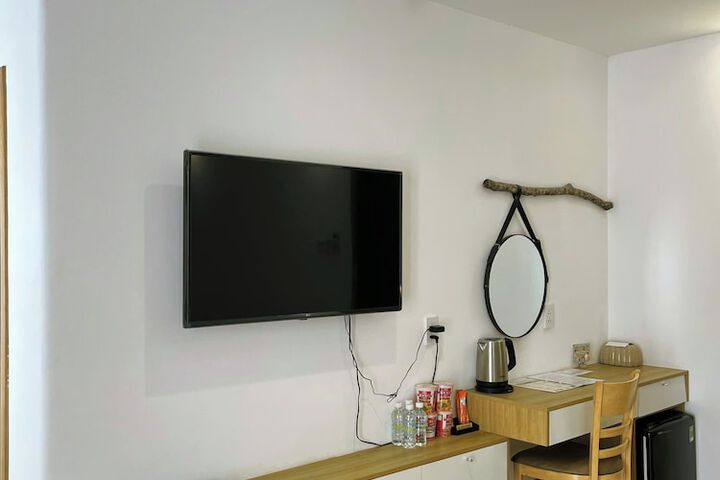 Room 14 of 36