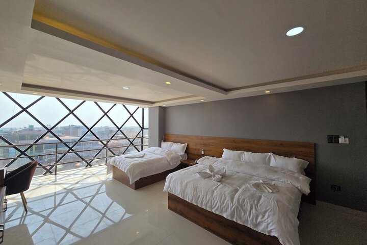 Room 4 of 19