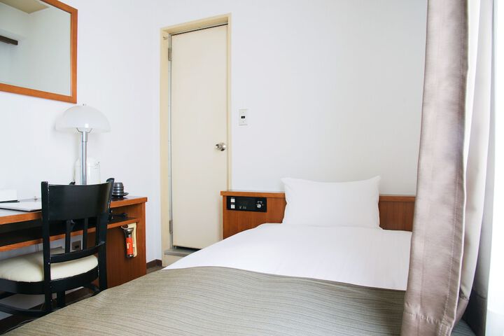 Room 9 of 71