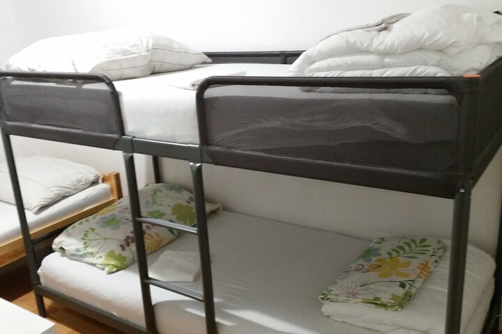 Room 2 of 29