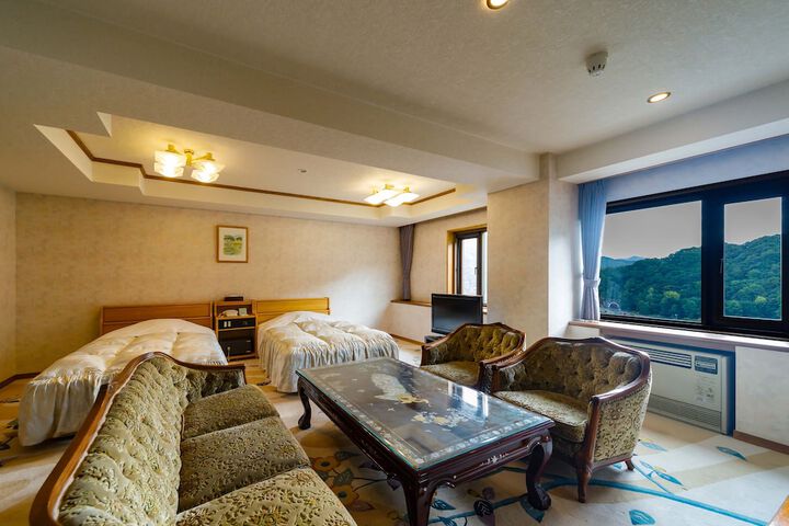 Room 17 of 188