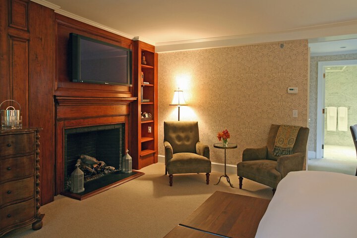 Room 19 of 42