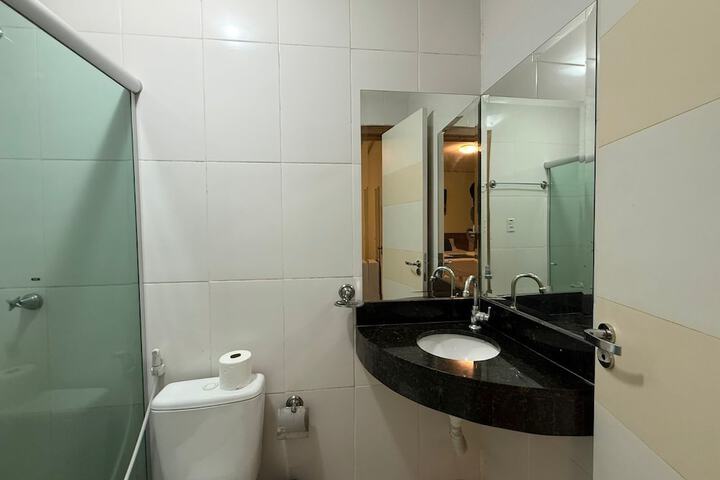 Room 12 of 20