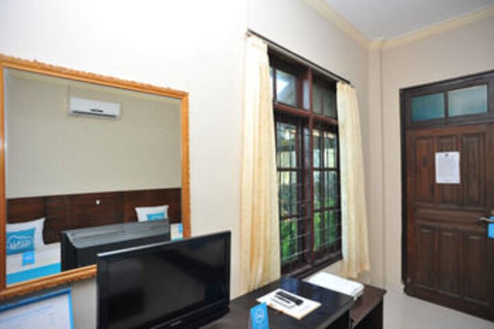 Room 8 of 31