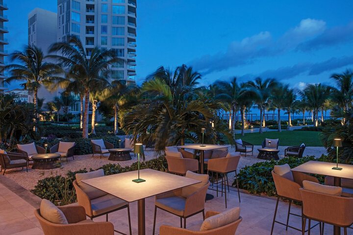 Hotel Interior 5 of 90