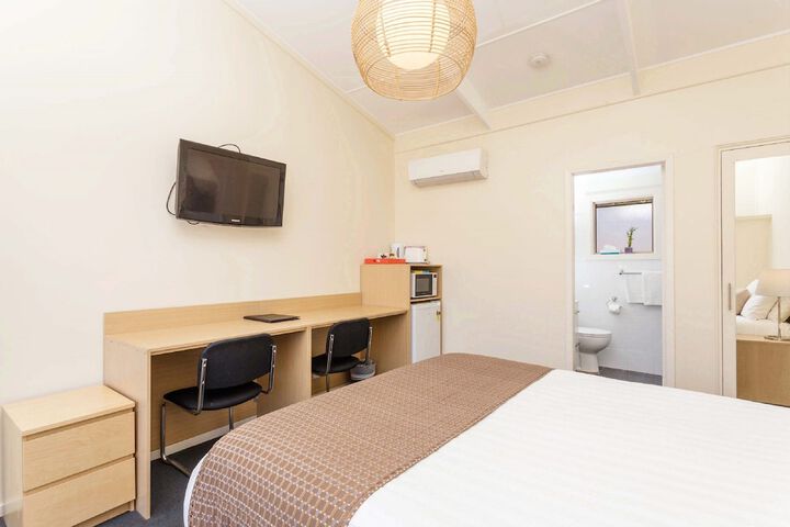 Room 55 of 71