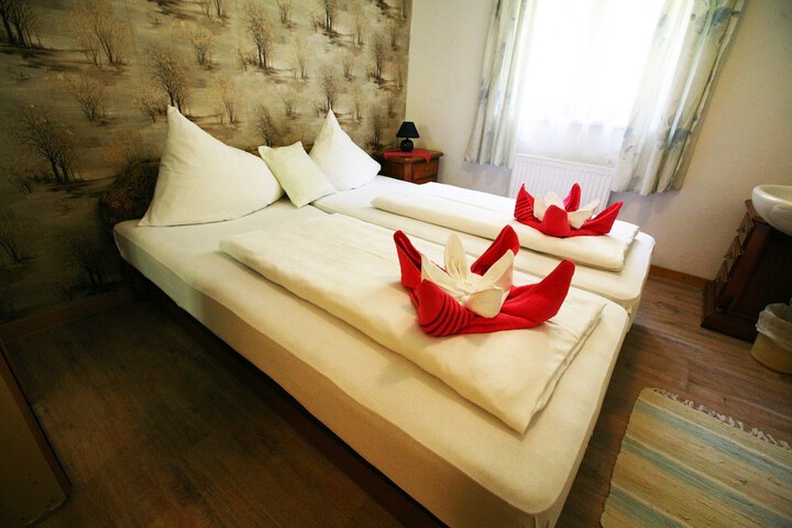 Room 4 of 21