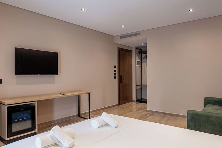 Room 19 of 115