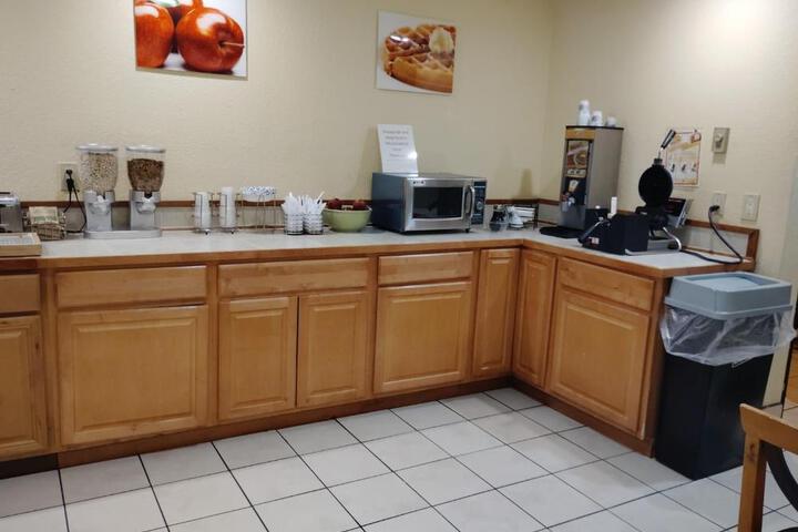 Photo 9