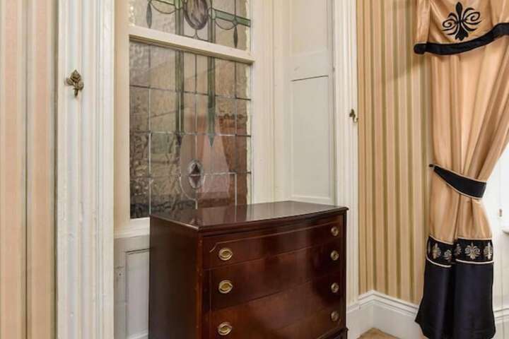Suite 35a The V I P Guest Suite (3 of 52)