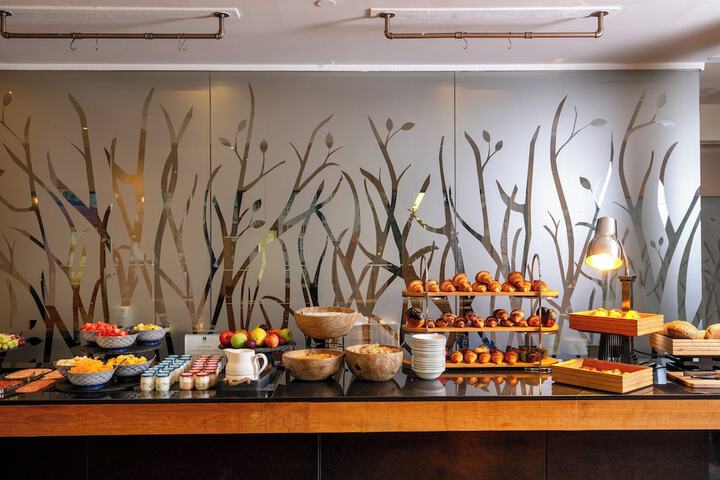 Breakfast/Coffee Service 205 of 441