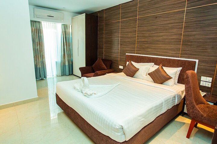 Room 14 of 34