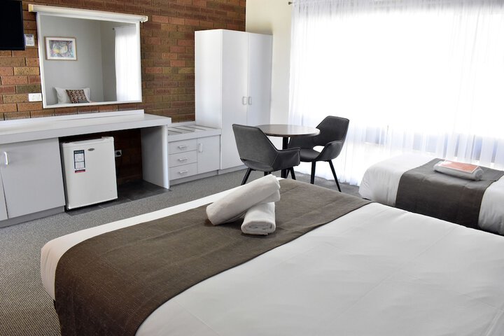 Room 17 of 44