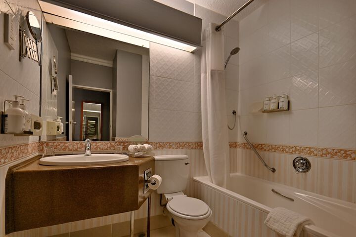 Room 86 of 184