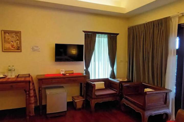 Room 47 of 98
