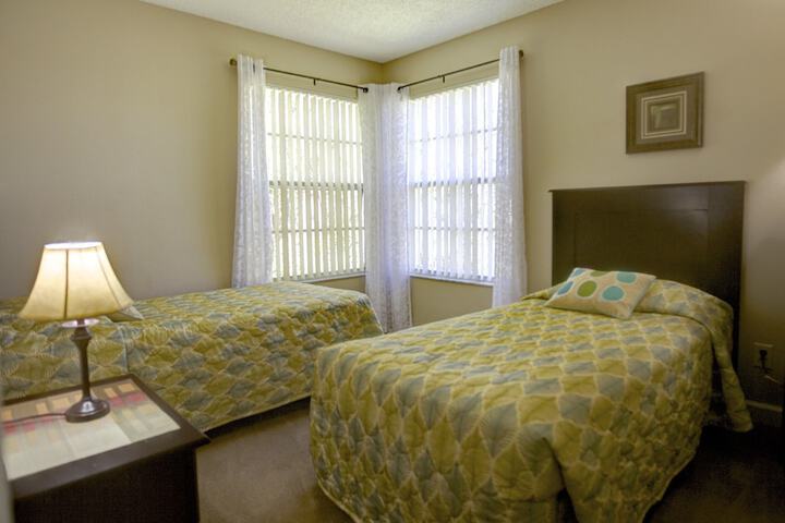Room 52 of 89