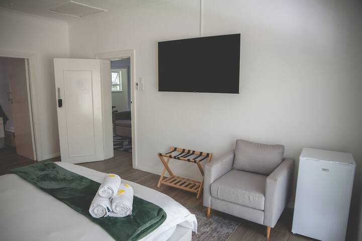 Room 6 of 57