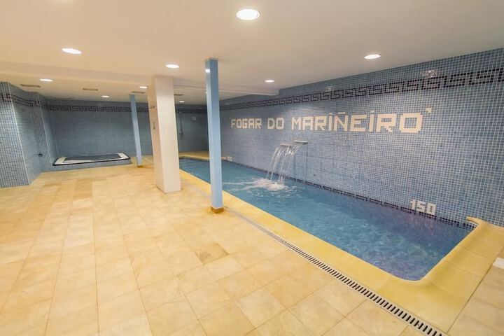 Pool Hotel
