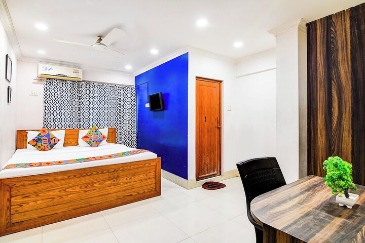 Room 13 of 26