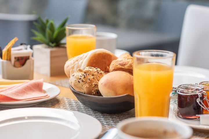Breakfast/Coffee Service 41 of 47