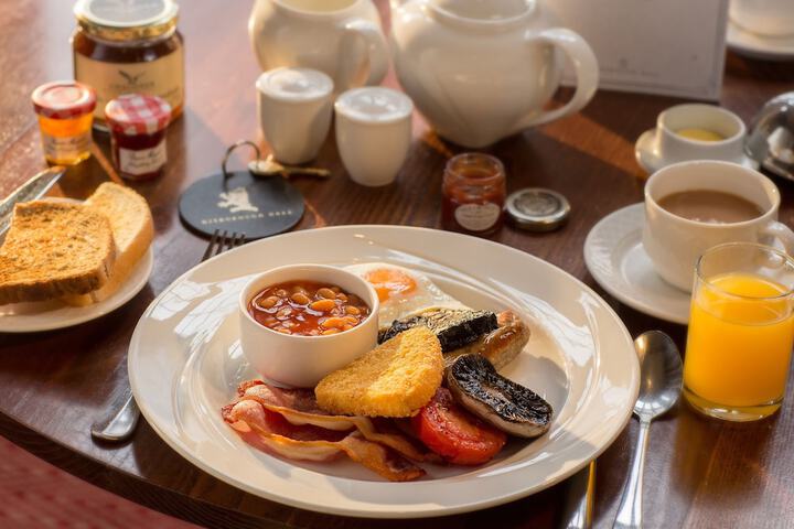 Breakfast/Coffee Service 30 of 50