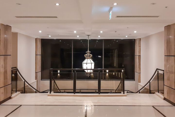 Hotel Interior 4 of 43
