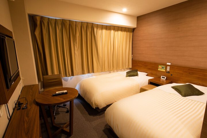 Room 14 of 72