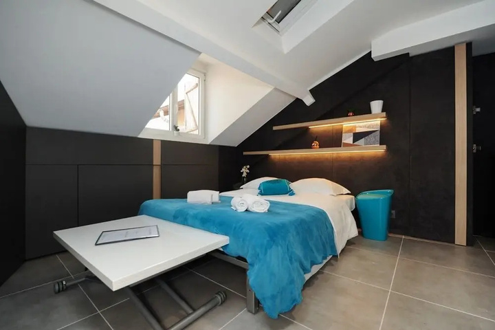 Room 26 of 26
